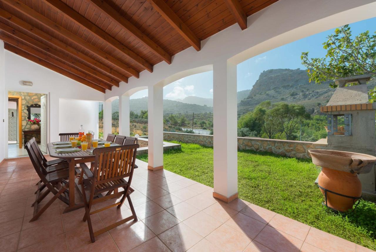 Villa Krokali Lindos エクステリア 写真
